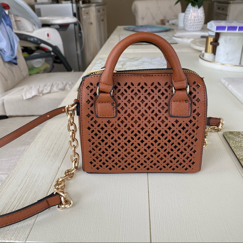 BRAND NEW BROWN LEATHER MINI CROSS BODY BAG
